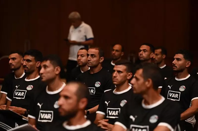40 حكماً يتخطون اختبارات الانضمام لدورة الحصول على رخصة VAR 40 حكماً يتخطون اختبارات الانضمام لدورة الحصول على رخصة VAR